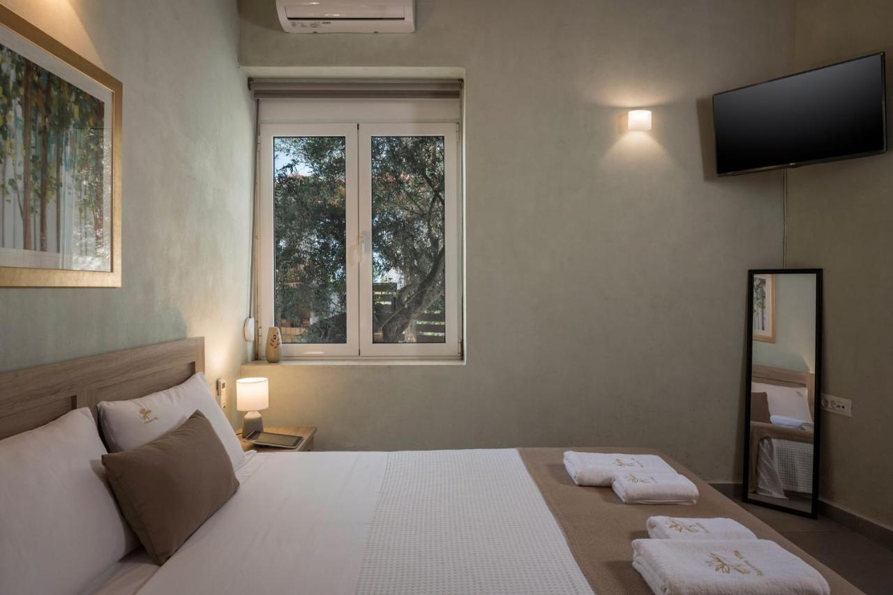 Villa Roxanne Galatás Zewnętrze zdjęcie